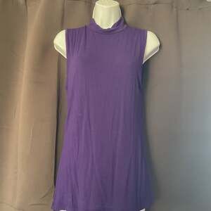 Sleeveless Mock Neck Top Purple Layering Tank - Size M